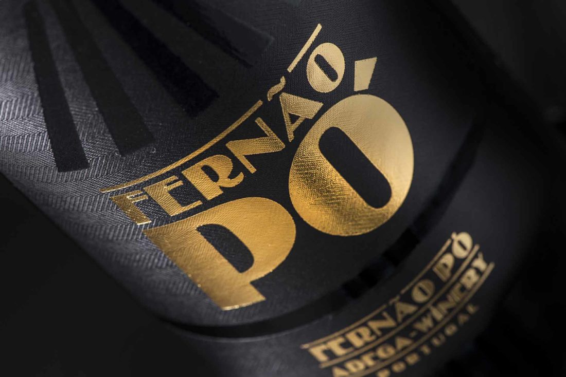 Branding e design de rotulo de vinho por Wine & Shine-16